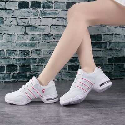 Chaussures à semelles souples