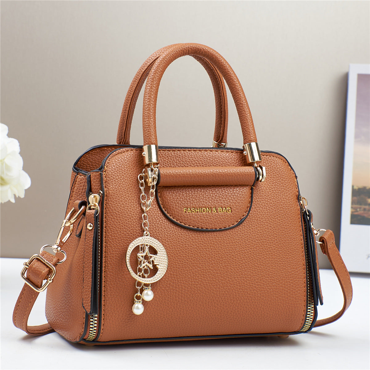 Sac tendance et polyvalent d'inspiration western
