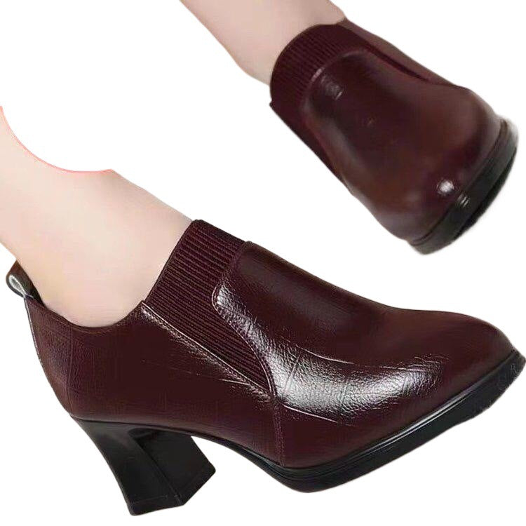 Escarpins en cuir souple et à semelles souples