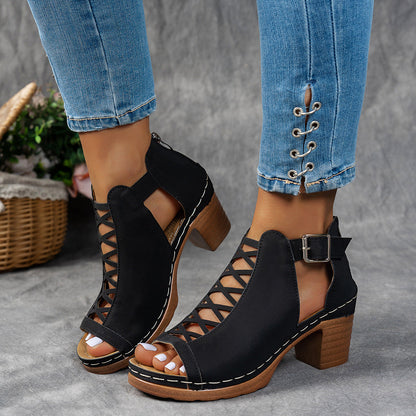Sandales à talons épais et stylées