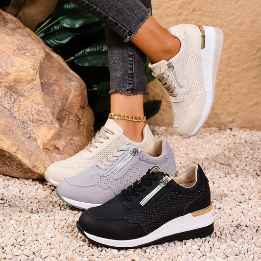 Chaussures avec talon compensé mi-haut