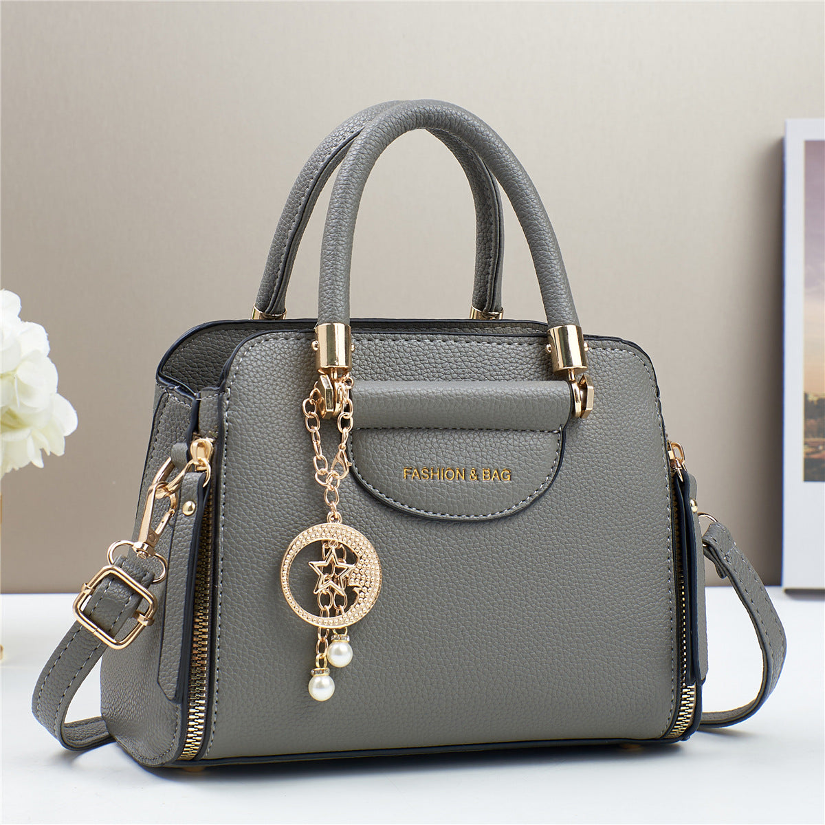 Sac tendance et polyvalent d'inspiration western