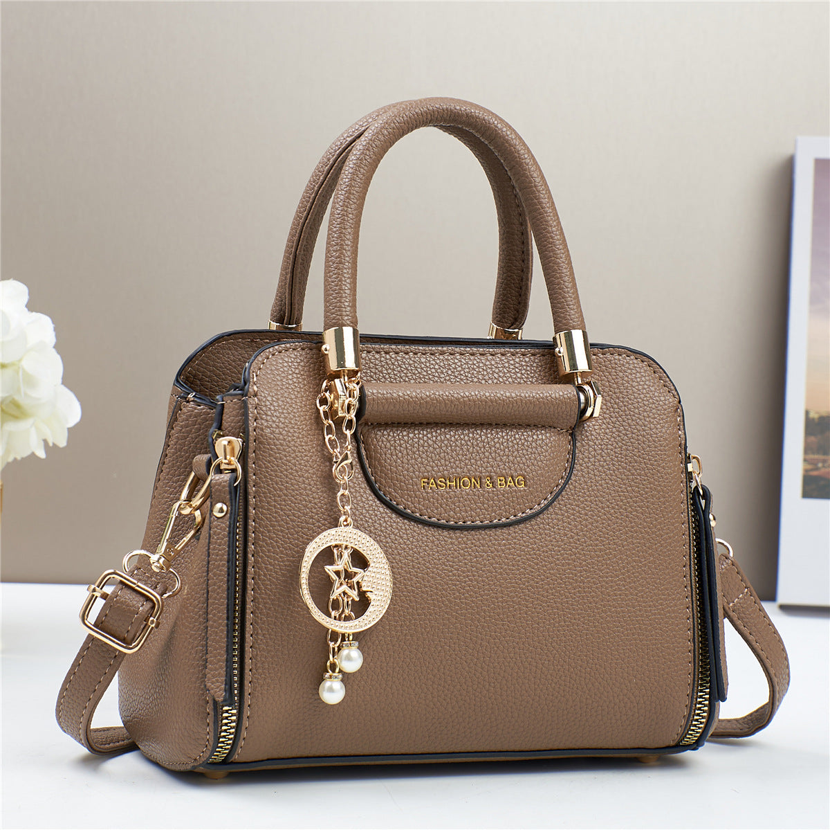 Sac tendance et polyvalent d'inspiration western