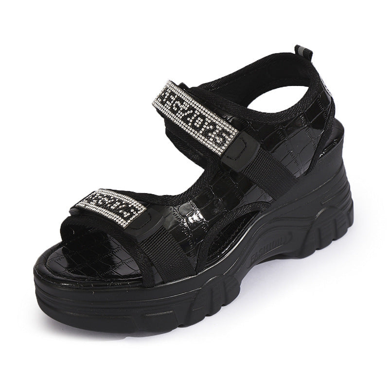 Sandales avec lettres en strass